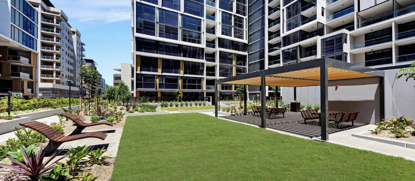 Unity Apartment @ Mascot 3